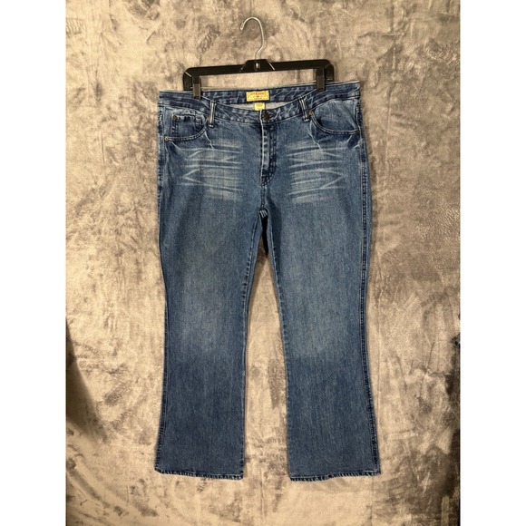 Steve & Barry's Denim - Steve & Barry's Women Blue Embellished Bootcut Jeans Size 16 Medium Wash Denim
